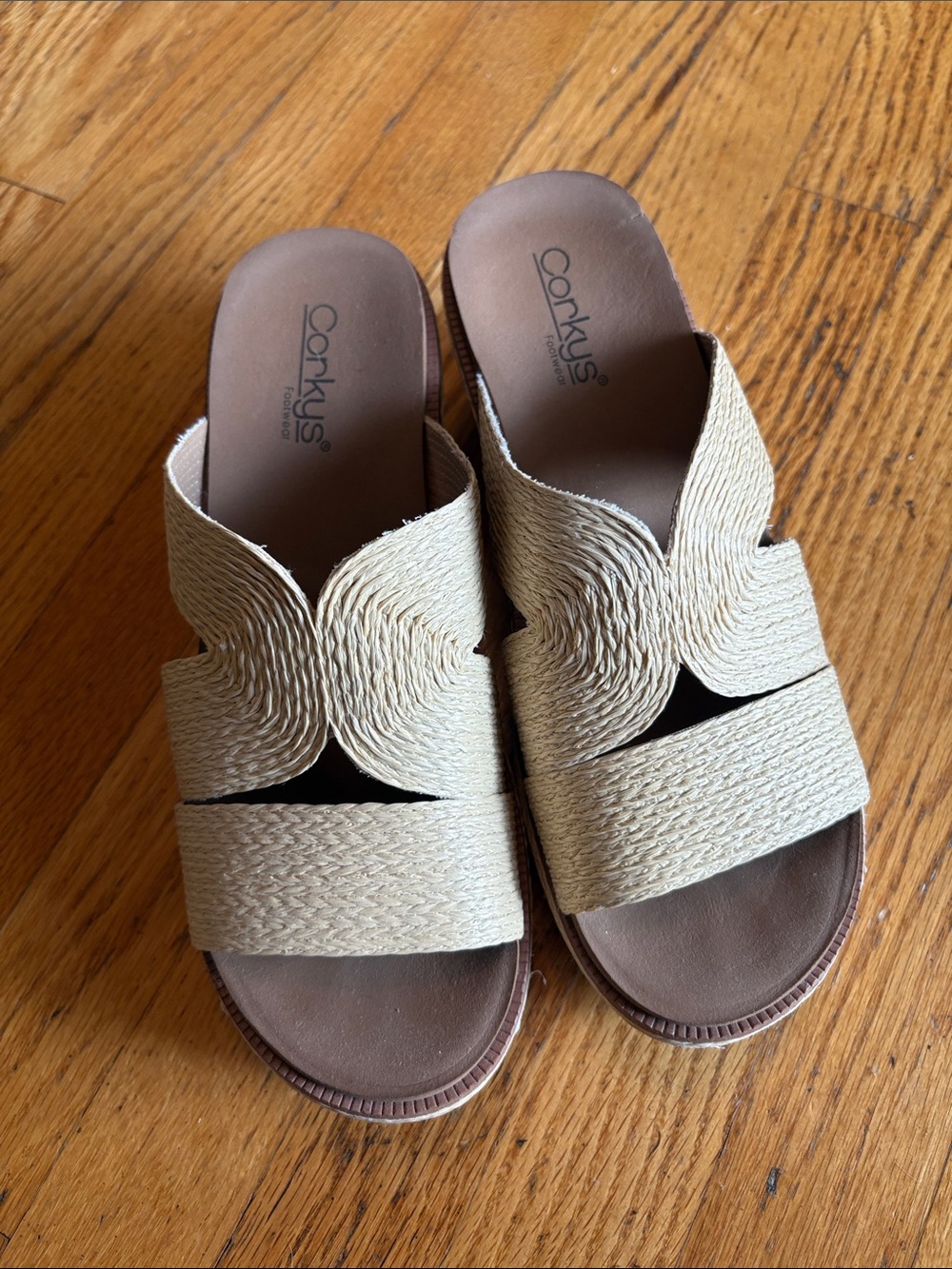 Corkys Women's Beige Raffia Slide Wedge Sandals size 10